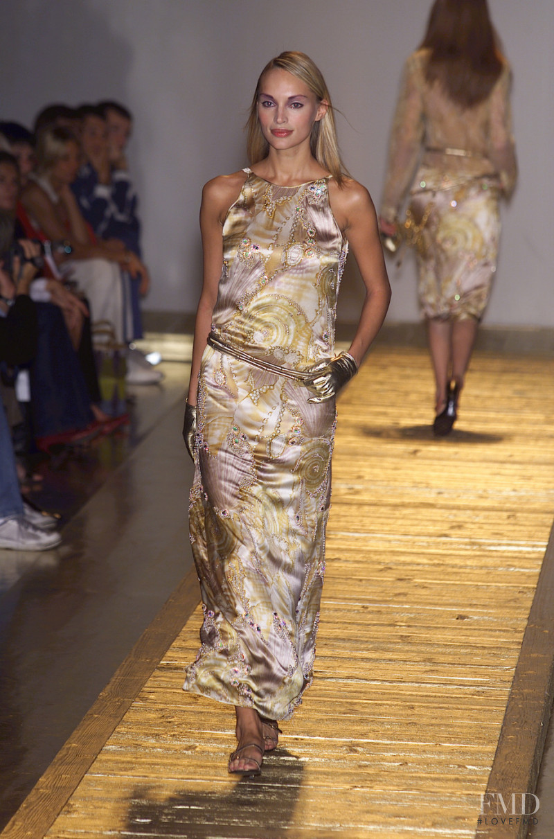 Laura Biagiotti fashion show for Spring/Summer 2001