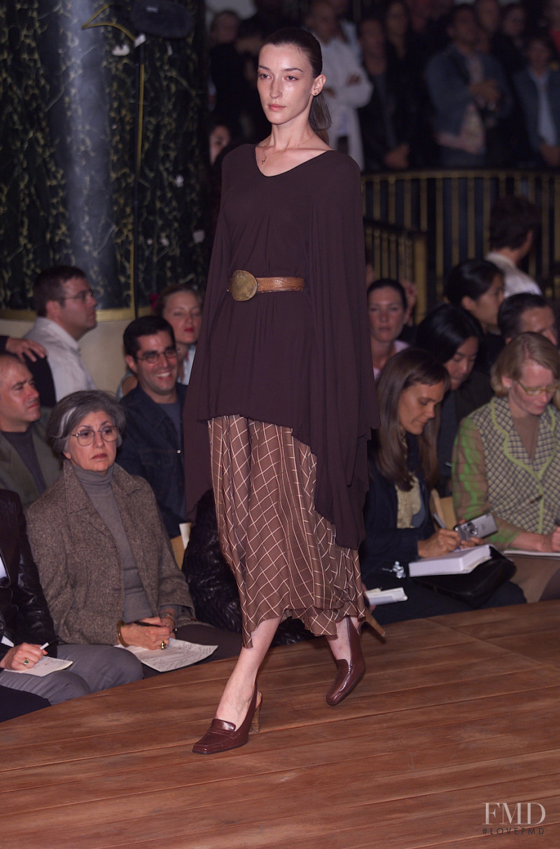 Miguel Adrover fashion show for Spring/Summer 2001