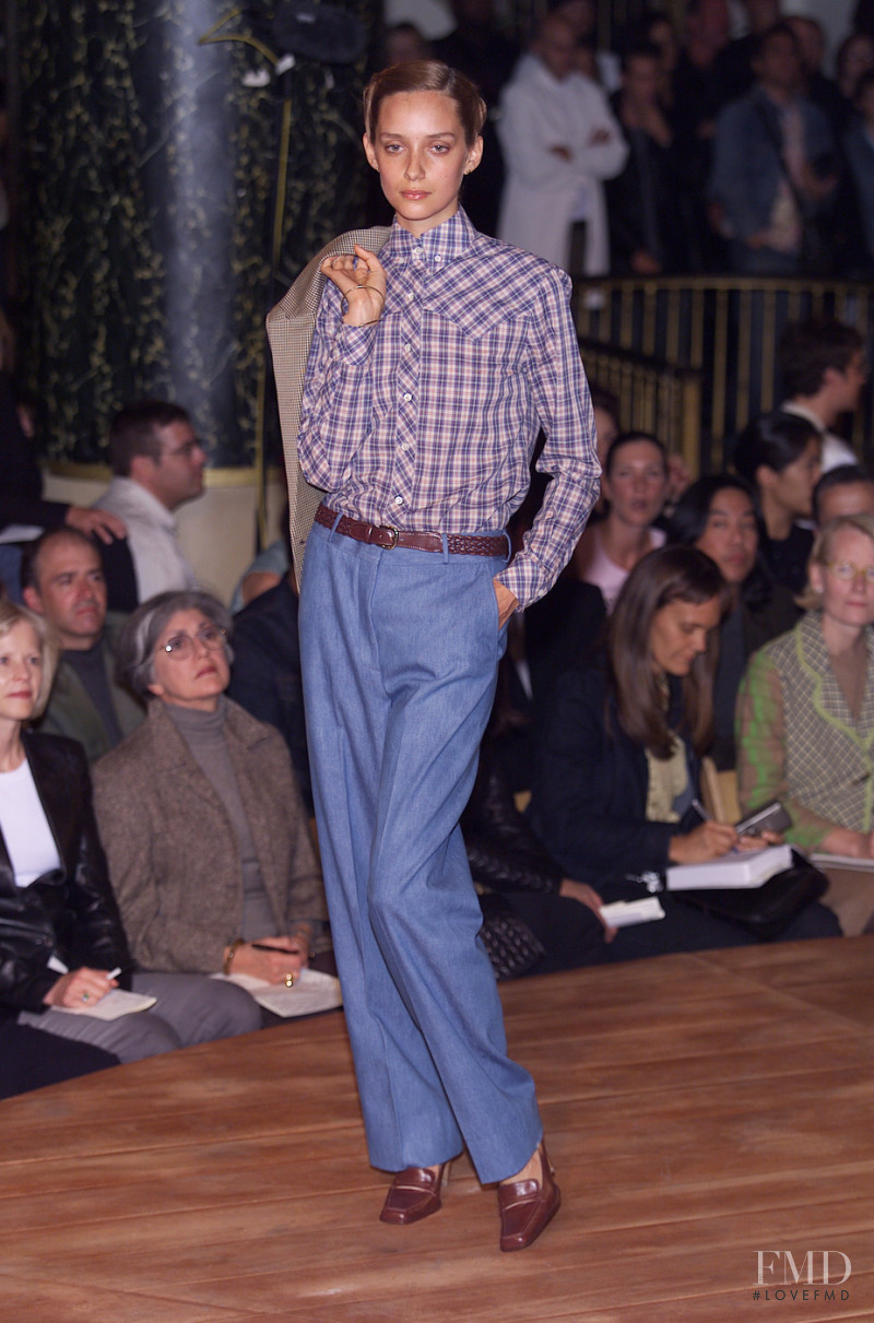 Miguel Adrover fashion show for Spring/Summer 2001