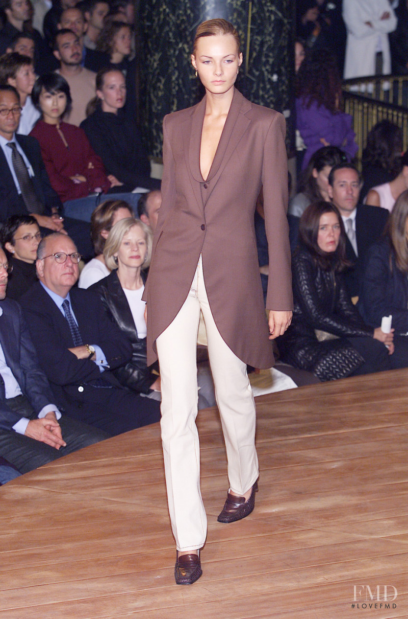 Miguel Adrover fashion show for Spring/Summer 2001