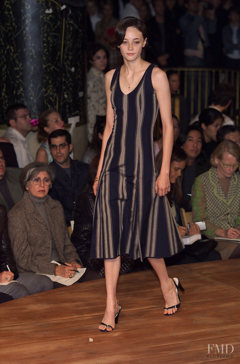 Miguel Adrover fashion show for Spring/Summer 2001