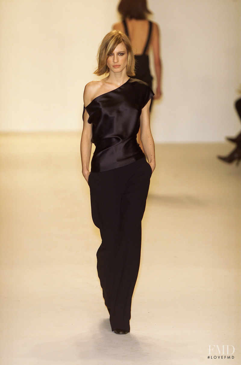 Calvin Klein 205W39NYC fashion show for Autumn/Winter 2001