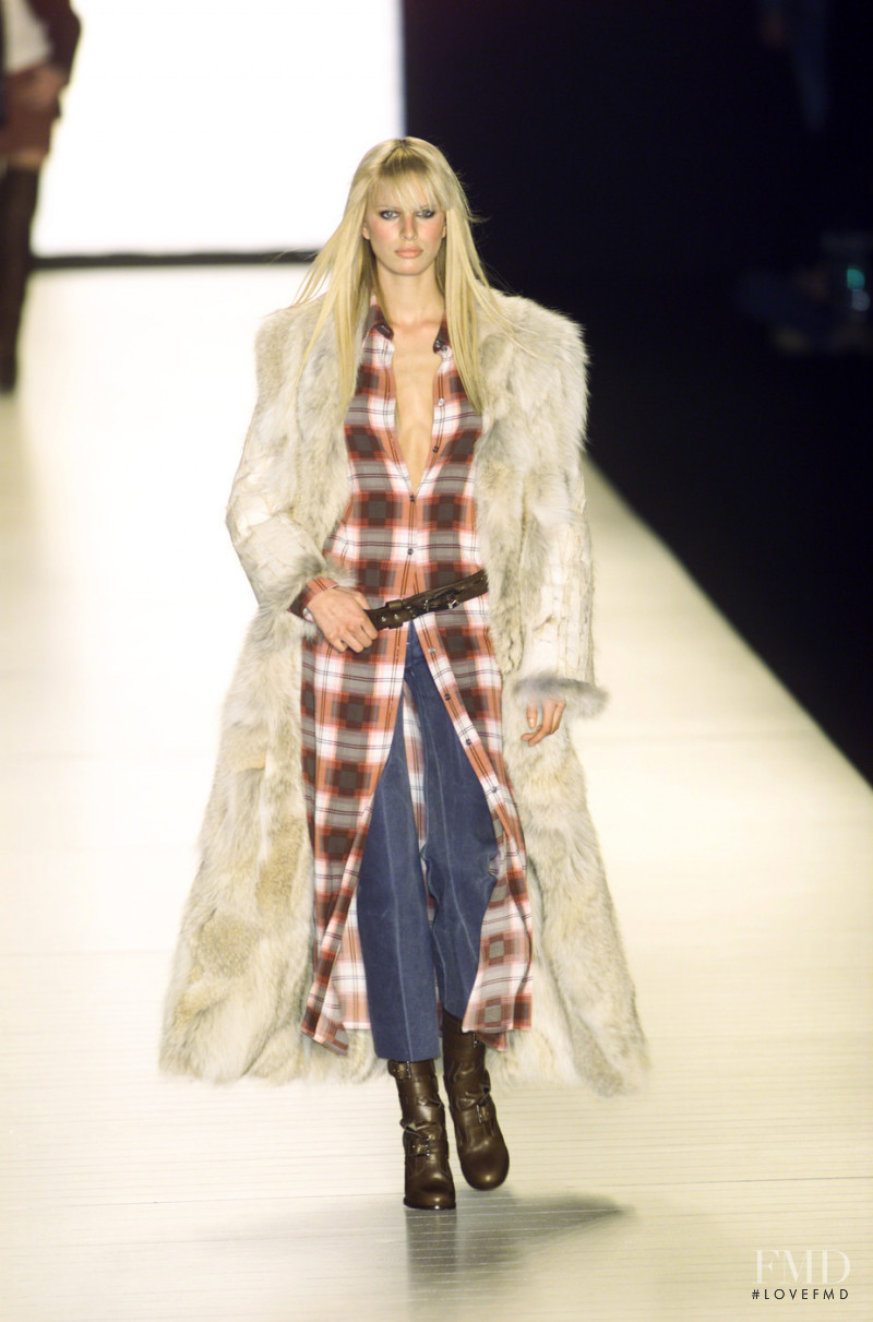 Karolina Kurkova featured in  the Celine fashion show for Autumn/Winter 2001