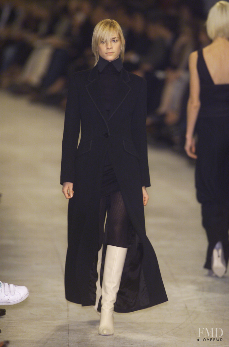 Cerruti fashion show for Autumn/Winter 2001