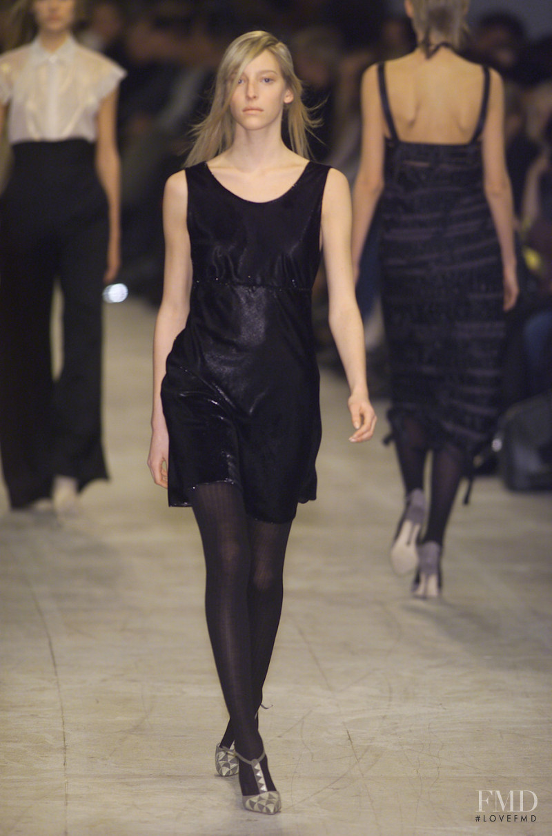 Cerruti fashion show for Autumn/Winter 2001