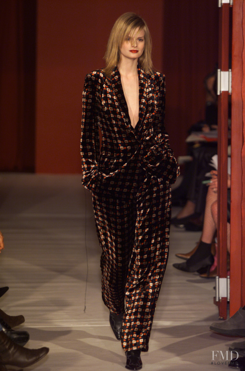 Michel Klein Cher fashion show for Autumn/Winter 2001