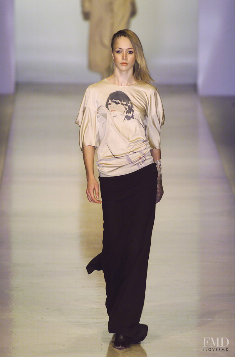 Chloe fashion show for Autumn/Winter 2001