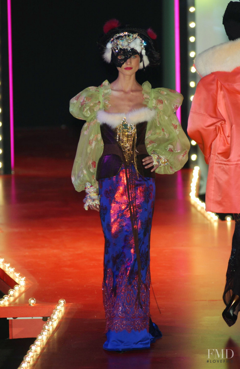Christian Lacroix Couture fashion show for Autumn/Winter 2001