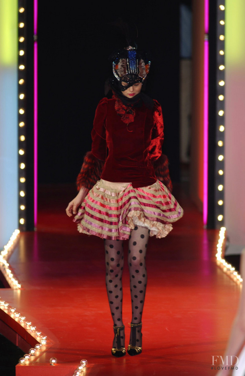 Christian Lacroix Couture fashion show for Autumn/Winter 2001