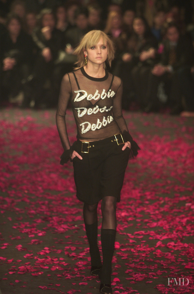 D&G fashion show for Autumn/Winter 2001