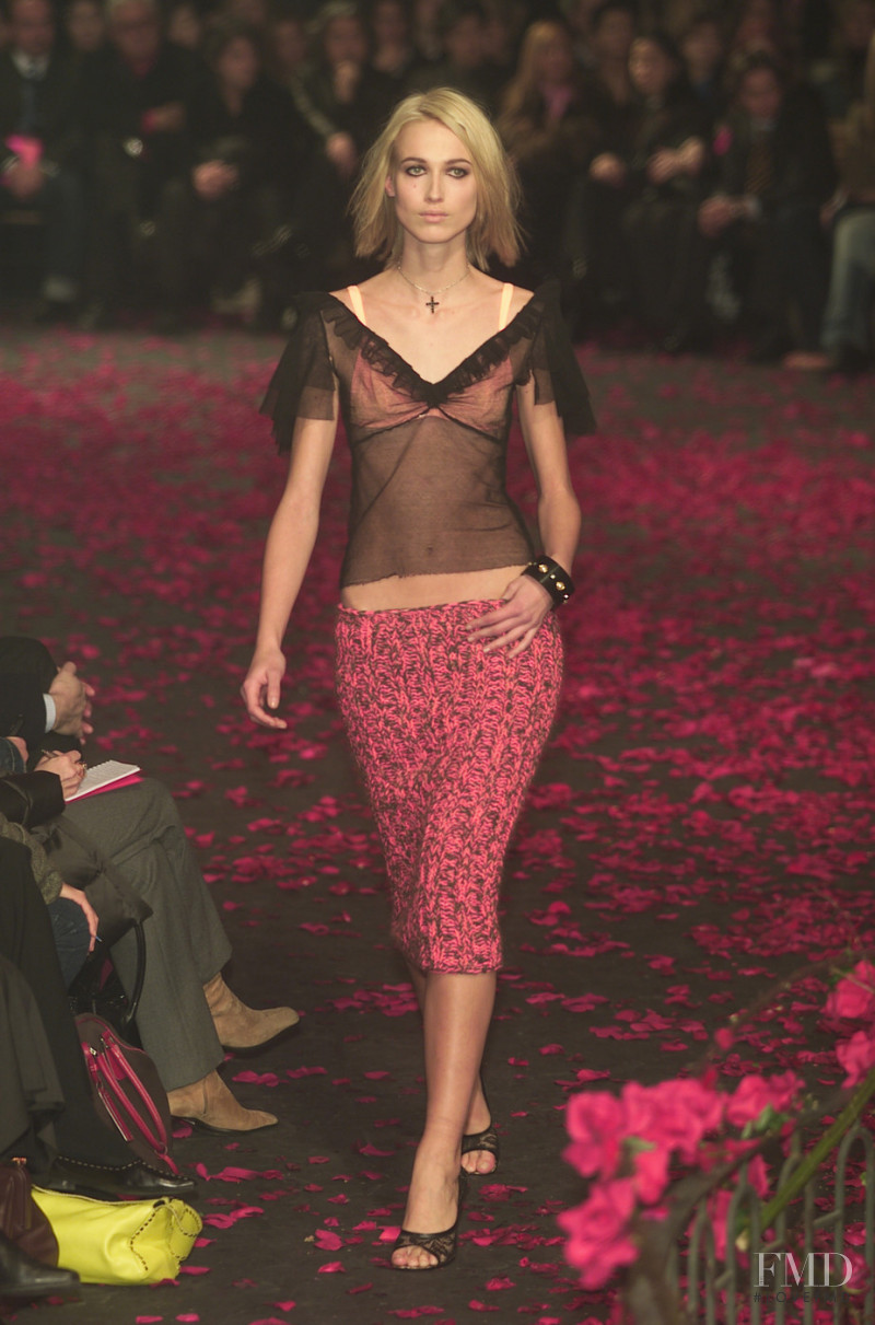 D&G fashion show for Autumn/Winter 2001