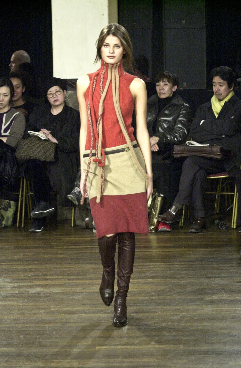 Isabeli Fontana featured in  the Dirk Bikkembergs fashion show for Autumn/Winter 2001