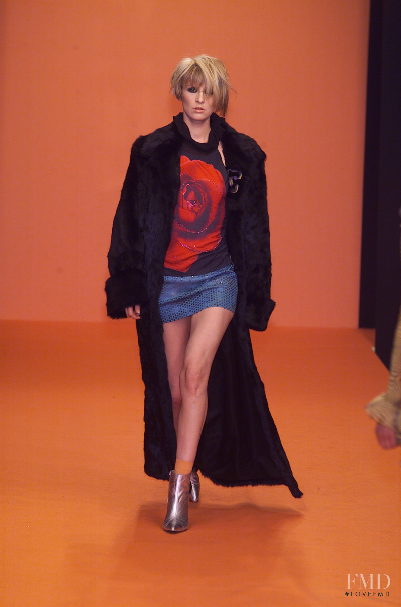 Enrico Coveri fashion show for Autumn/Winter 2001