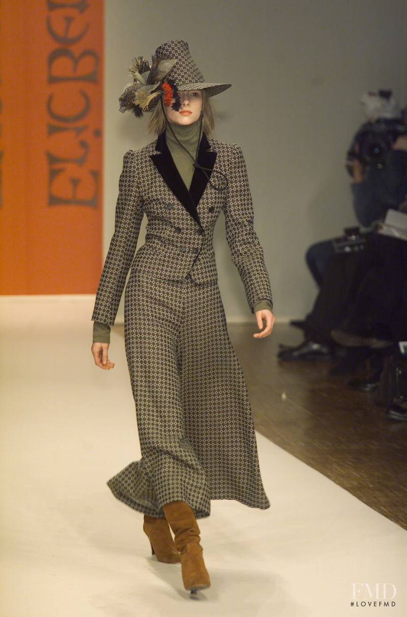 Eric Bergère fashion show for Autumn/Winter 2001