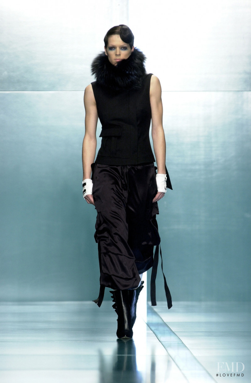 Exte fashion show for Autumn/Winter 2001