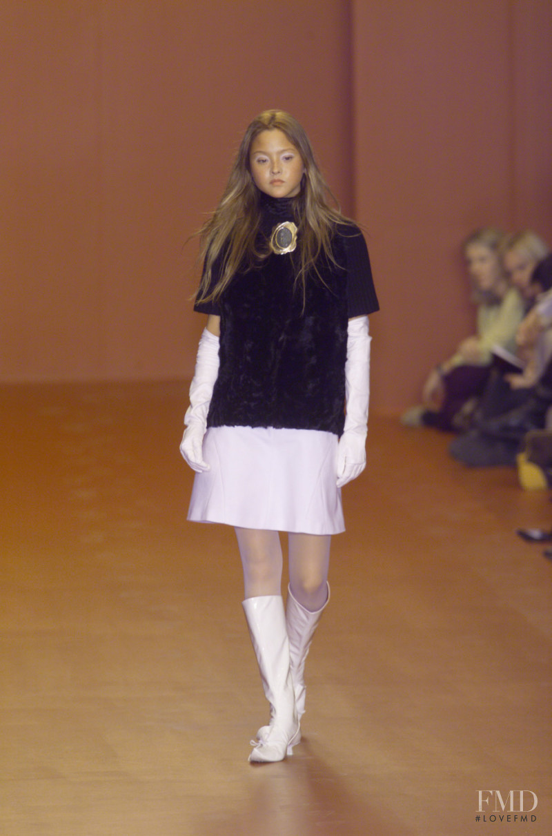 Fendi fashion show for Autumn/Winter 2001