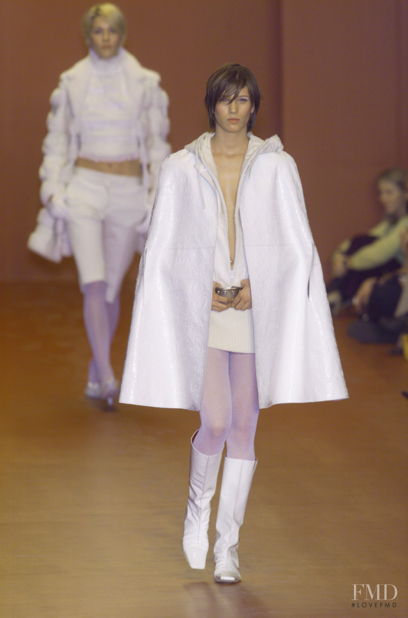 Fendi fashion show for Autumn/Winter 2001