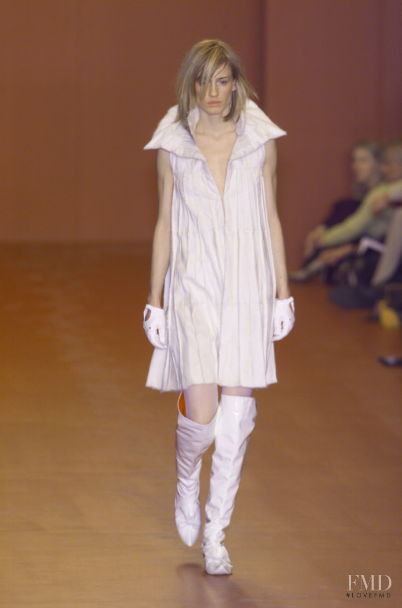 Fendi fashion show for Autumn/Winter 2001