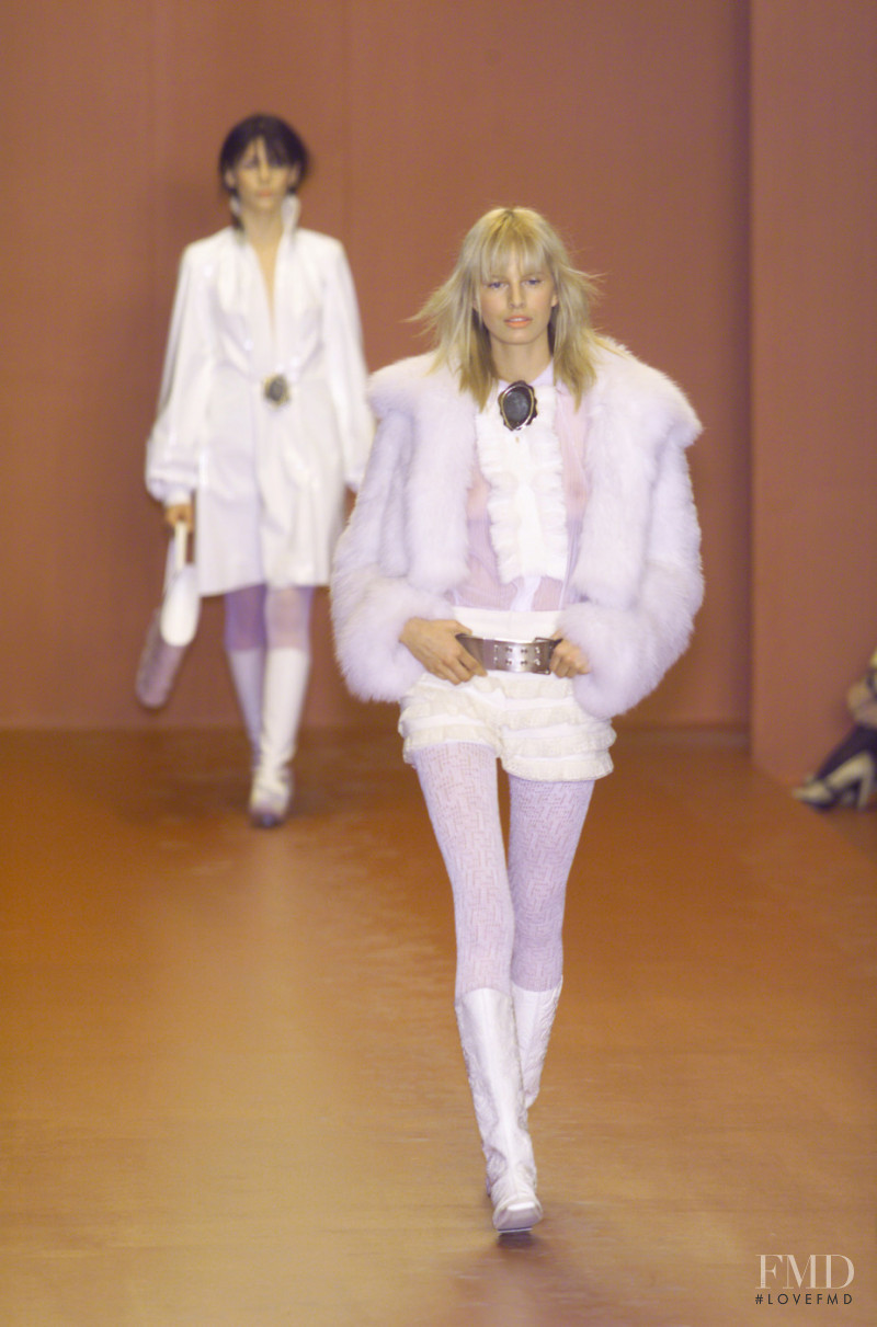 Karolina Kurkova featured in  the Fendi fashion show for Autumn/Winter 2001