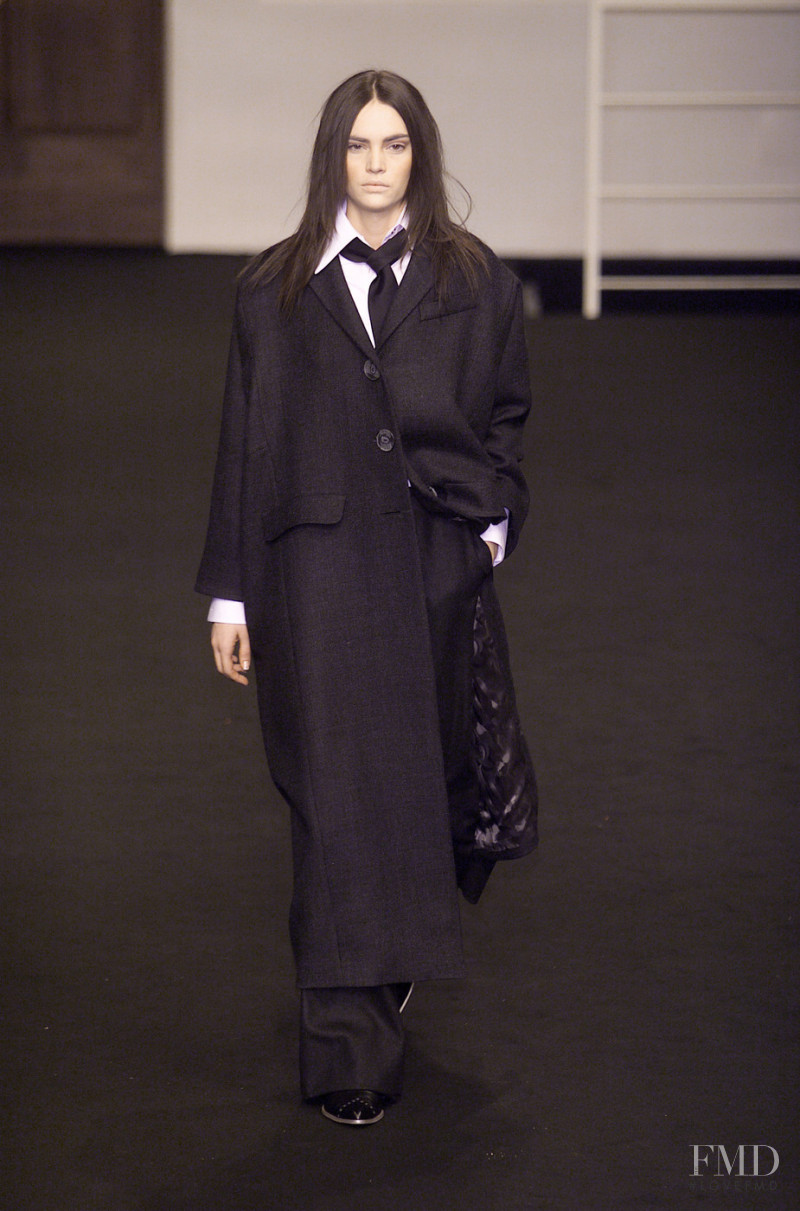 Gianfranco Ferré GGF fashion show for Autumn/Winter 2001