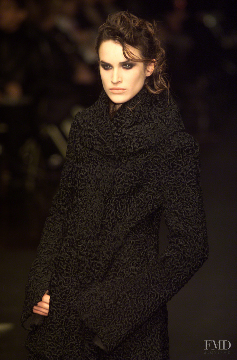 Gianfranco Ferré fashion show for Autumn/Winter 2001