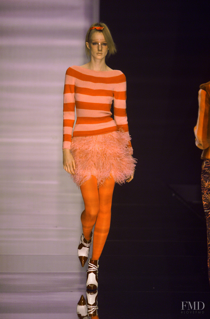 Guerriero fashion show for Autumn/Winter 2001