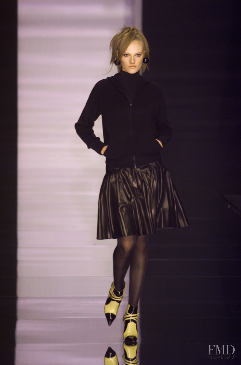 Guerriero fashion show for Autumn/Winter 2001