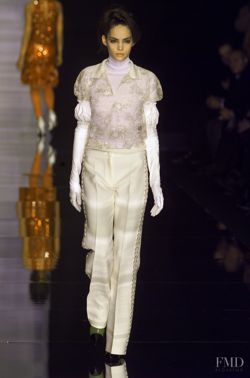 Guerriero fashion show for Autumn/Winter 2001