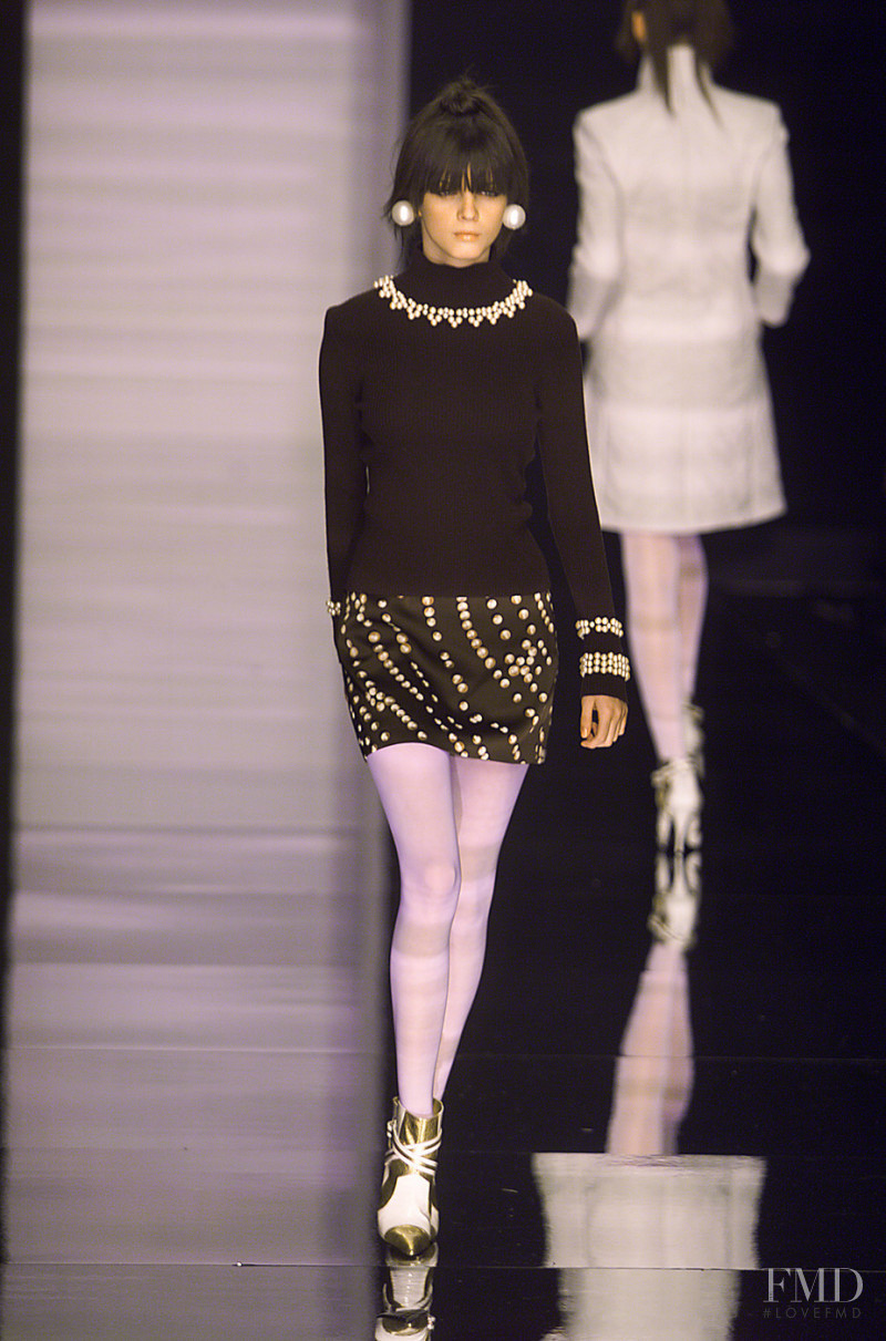 Guerriero fashion show for Autumn/Winter 2001