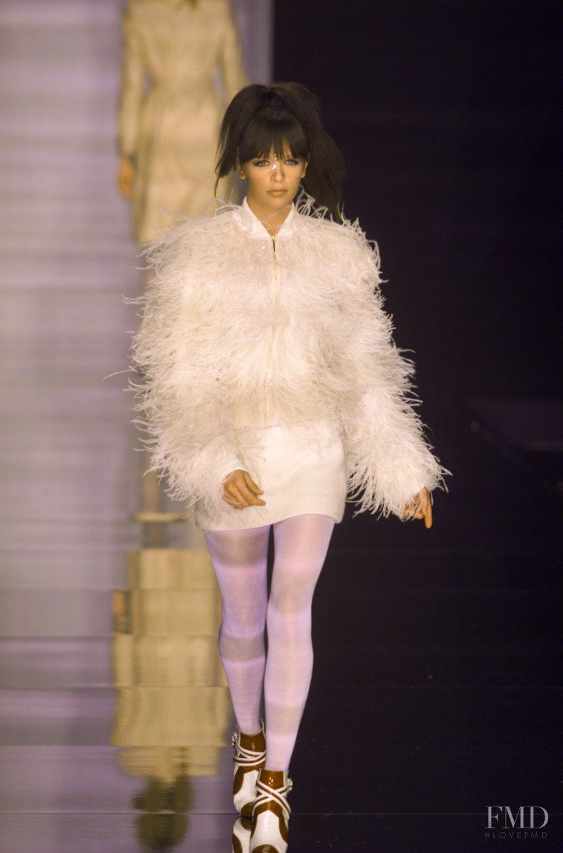 Guerriero fashion show for Autumn/Winter 2001