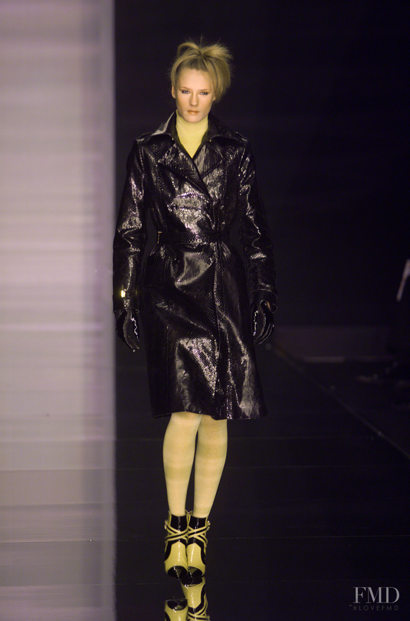 Guerriero fashion show for Autumn/Winter 2001