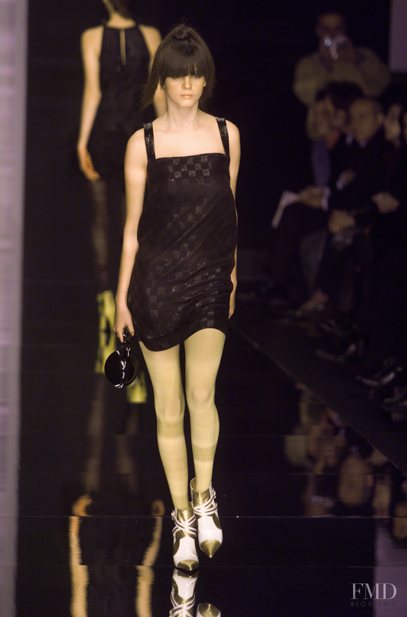 Guerriero fashion show for Autumn/Winter 2001