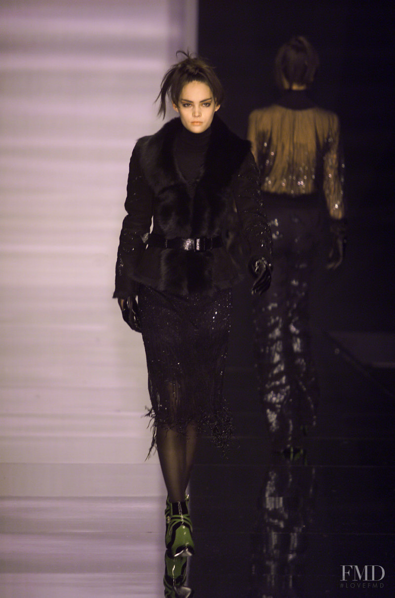 Guerriero fashion show for Autumn/Winter 2001