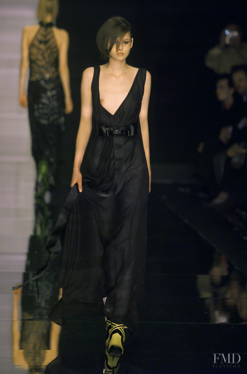 Guerriero fashion show for Autumn/Winter 2001