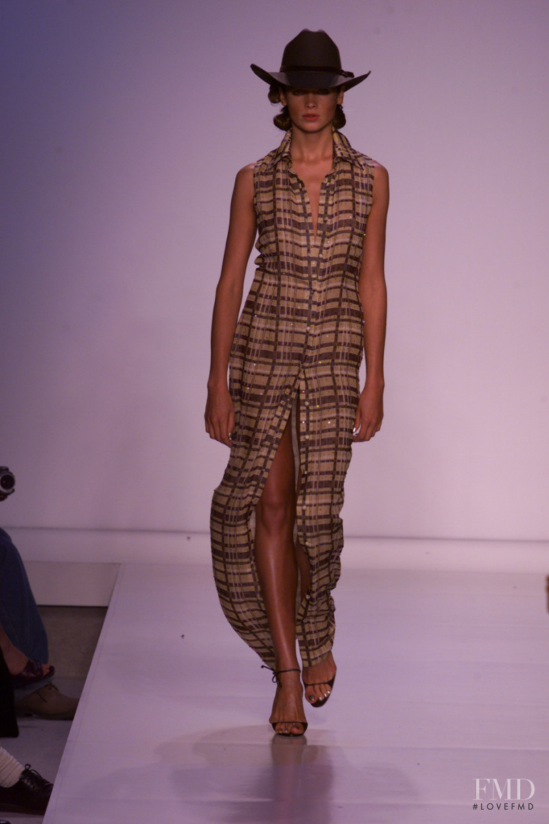 Zang Toi fashion show for Spring/Summer 2001