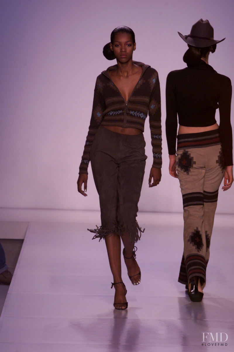 Zang Toi fashion show for Spring/Summer 2001