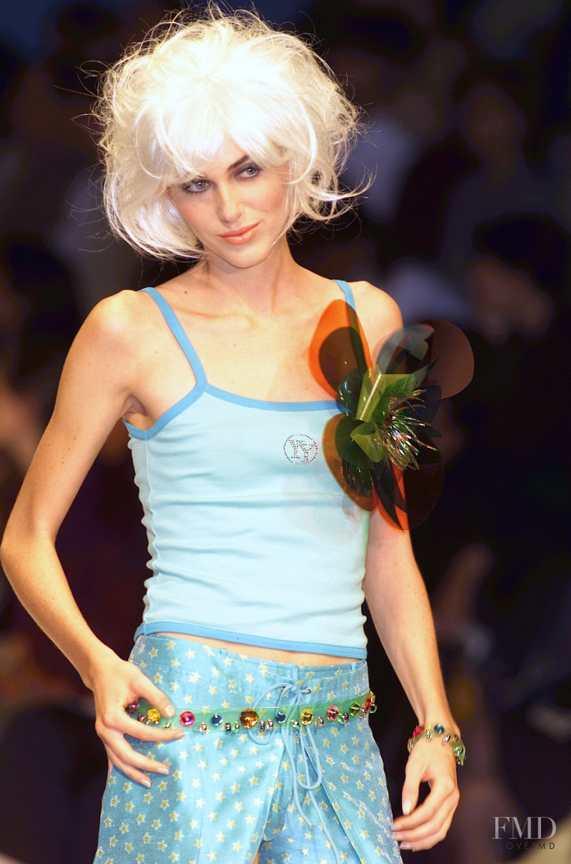 You Young Coveri fashion show for Spring/Summer 2001