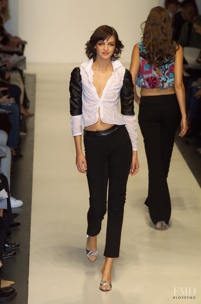 Yigal Azrouel fashion show for Spring/Summer 2001