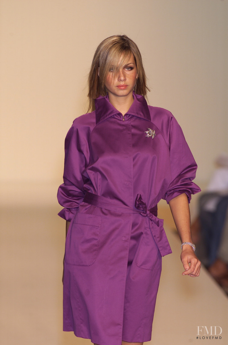 Victor Alfaro fashion show for Spring/Summer 2001