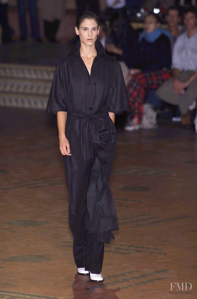 Veronique Branquinho fashion show for Spring/Summer 2001