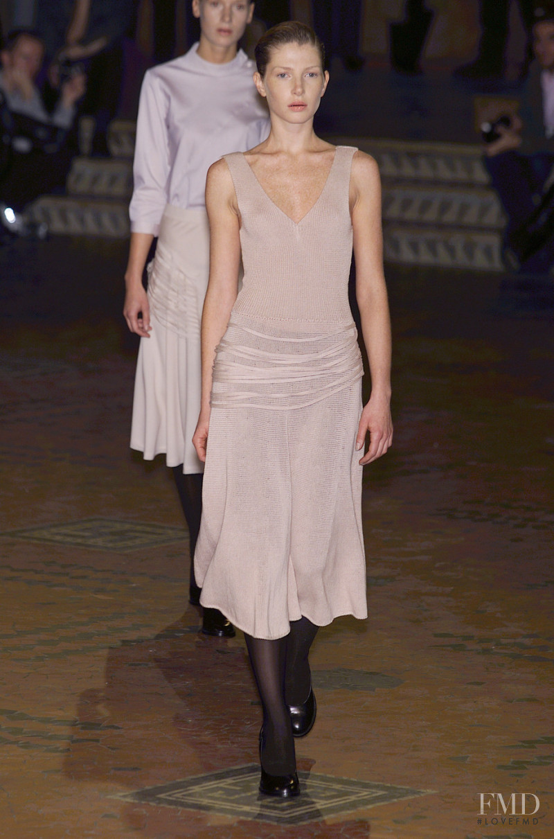 Veronique Branquinho fashion show for Spring/Summer 2001