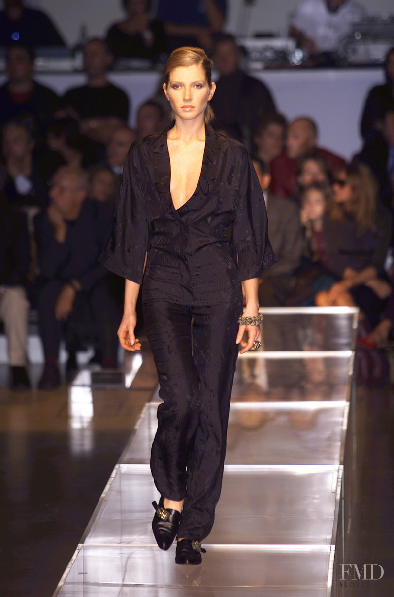 Ter Et Bantine fashion show for Spring/Summer 2001