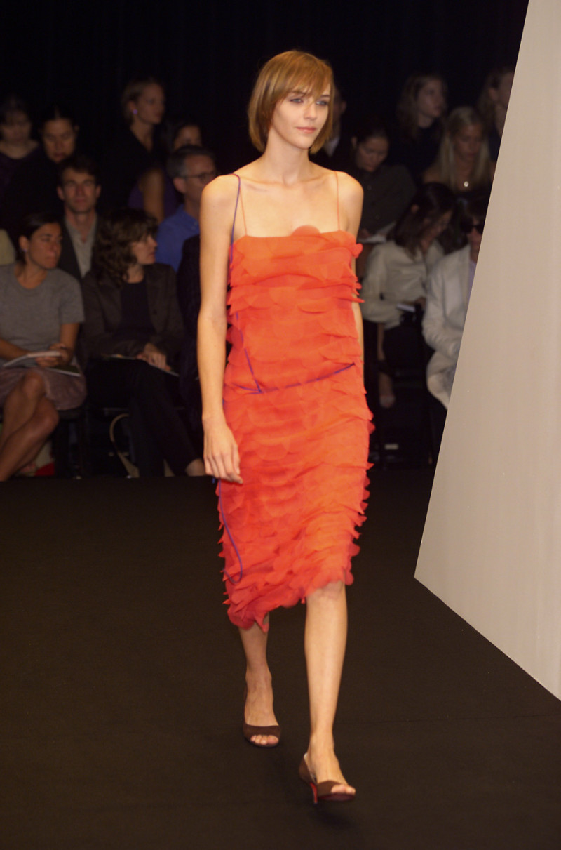 TSE fashion show for Spring/Summer 2001