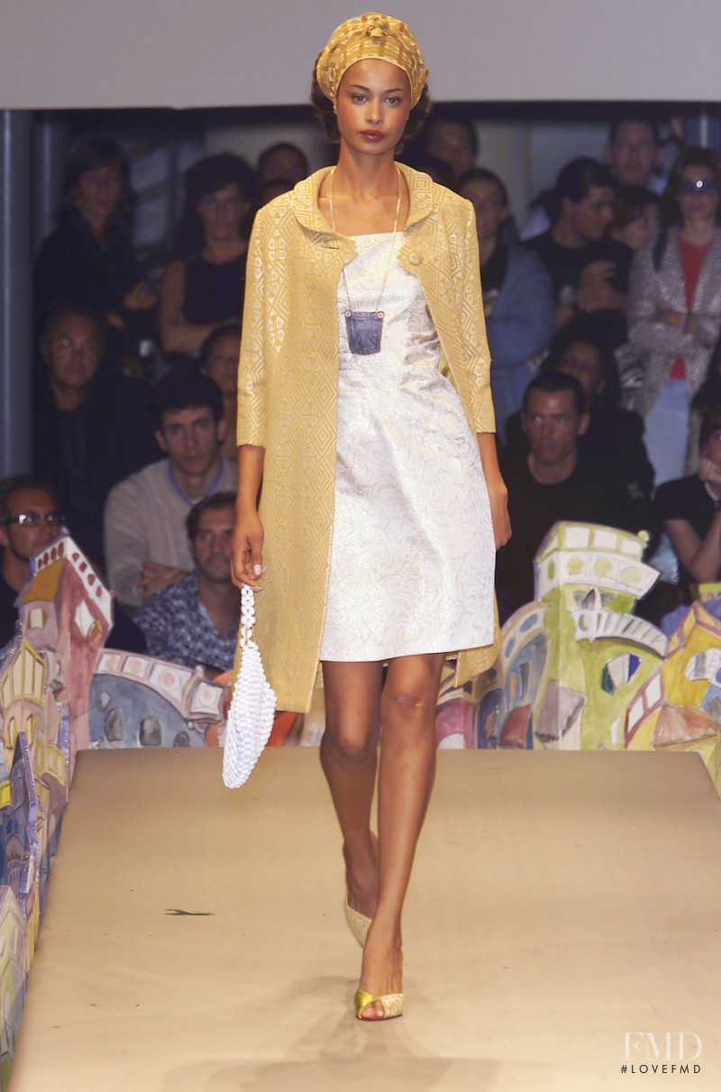 Patty Paillette by Patrizia Shelabarger fashion show for Spring/Summer 2001