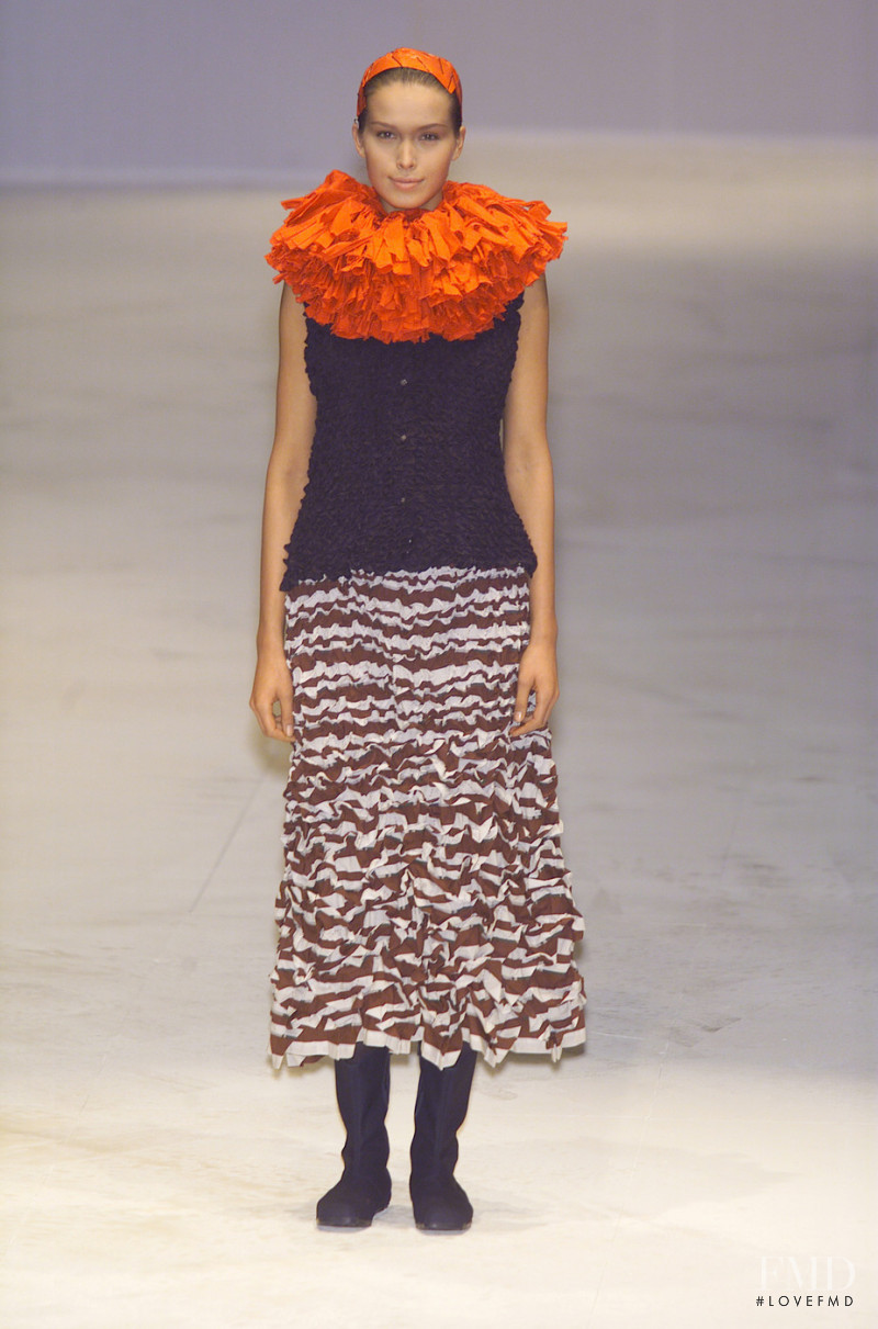 Issey Miyake fashion show for Autumn/Winter 2001