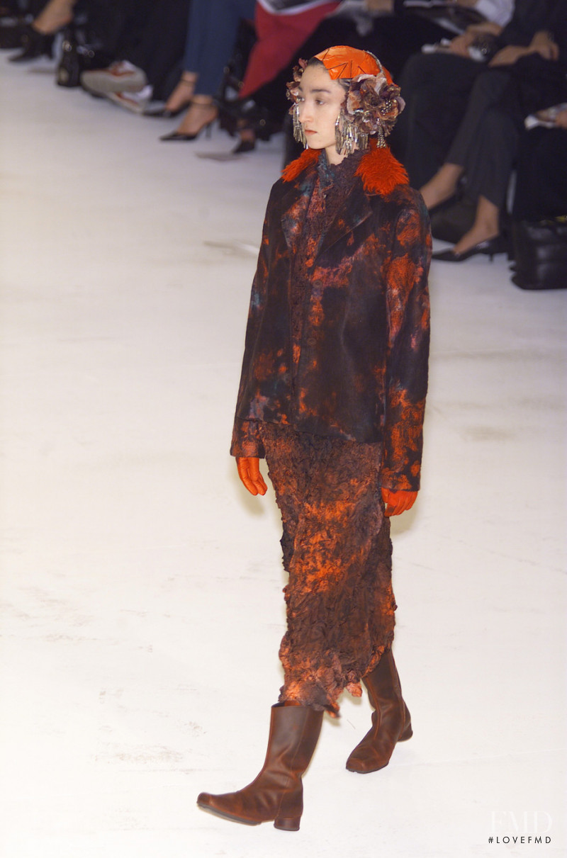 Issey Miyake fashion show for Autumn/Winter 2001