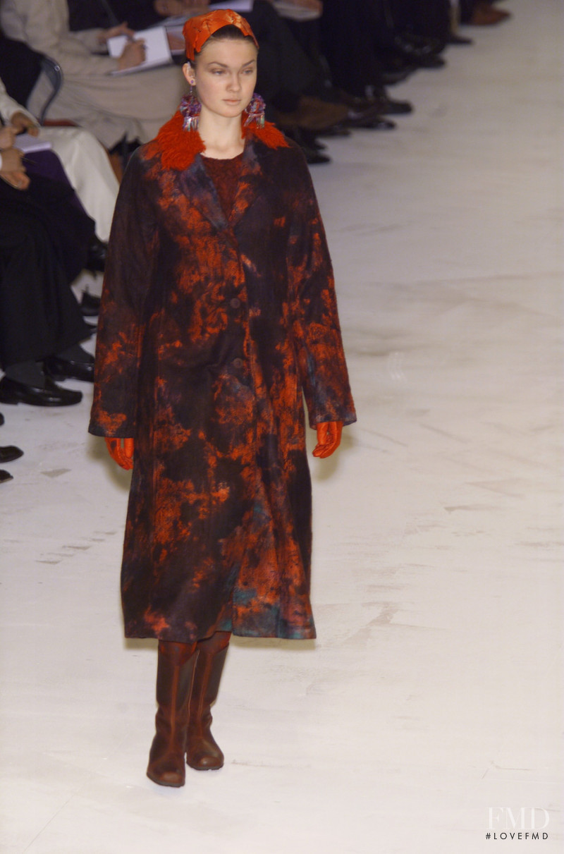 Issey Miyake fashion show for Autumn/Winter 2001