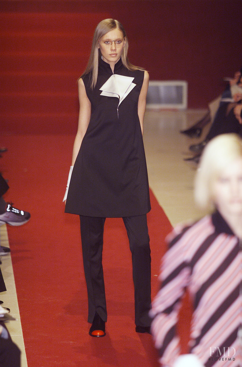 Karl Lagerfeld fashion show for Autumn/Winter 2001