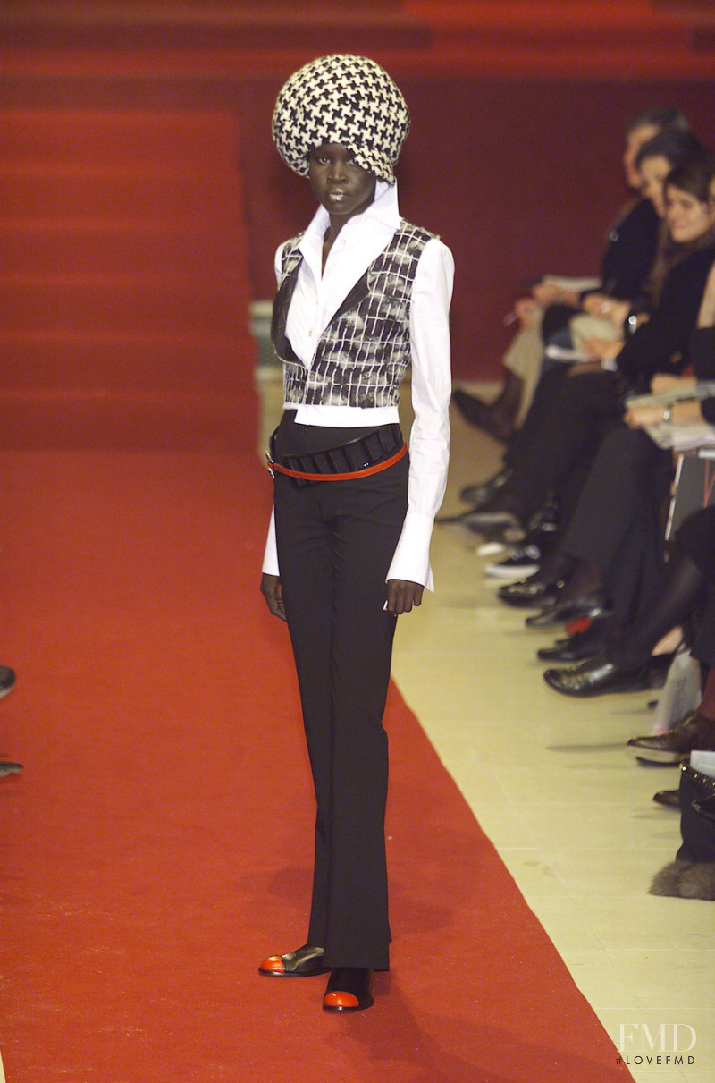 Karl Lagerfeld fashion show for Autumn/Winter 2001