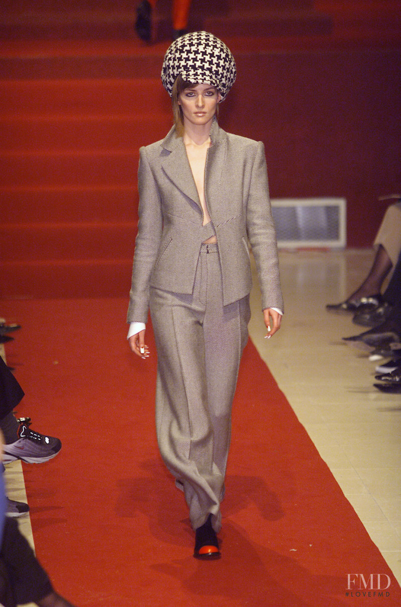 Karl Lagerfeld fashion show for Autumn/Winter 2001